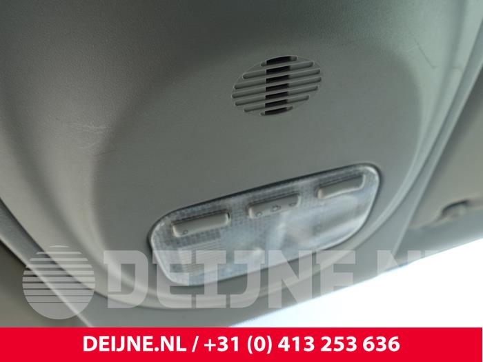 Peugeot Partner Interior lighting, front O226412