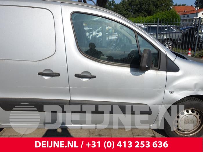 Peugeot Partner Door 2-door, right O226434