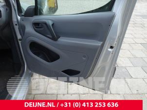 Peugeot Partner Door 2-door, right O226434 photo 3