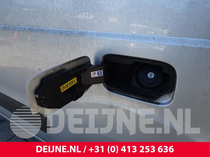 Peugeot Partner Tankklappe O226451