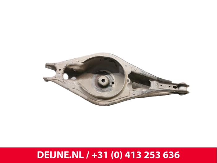 Lynk & Co 01 Federteller rechts hinten O226546