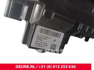 Lynk & Co 01 Versnellingspook O226542 foto 3