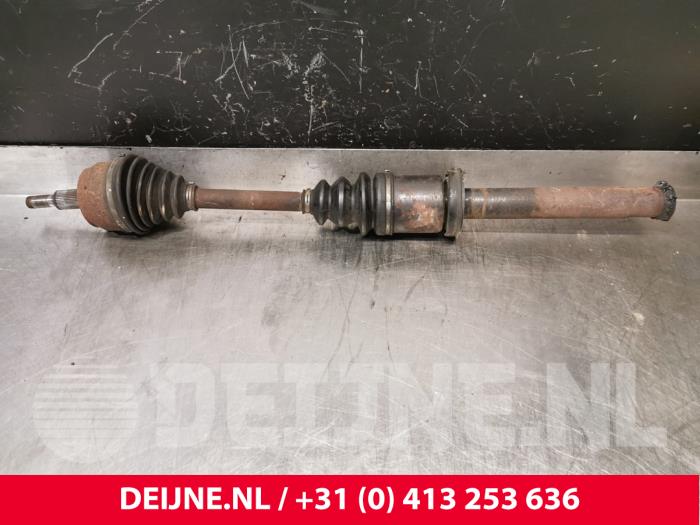 Gebruikte Steekas rechts-voor Volkswagen Transporter T5 2.5 TDi PF Prijs € 272,25 Inclusief btw aangeboden door van Deijne Onderdelen Uden B.V.
