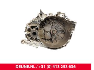 Gebruikte Versnellingsbak Volvo V40 (MV) 2.0 D4 16V Prijs € 500,00 Margeregeling aangeboden door van Deijne Onderdelen Uden B.V.
