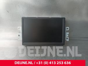 Gebruikte Display Interieur Volvo V40 (MV) 2.0 D4 16V Prijs € 90,00 Margeregeling aangeboden door van Deijne Onderdelen Uden B.V.