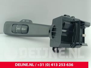 Volvo C30 Steering column stalk O226801 photo 3