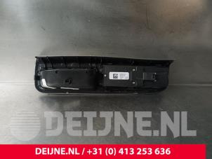 Volvo C30 Electric window switch O226806 photo 2