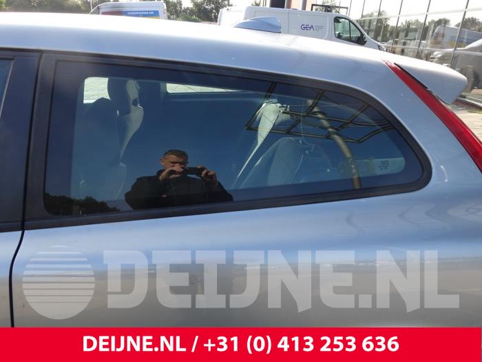 Volvo C30 Zusätzliches Fenster 2-türig links hinten O226807