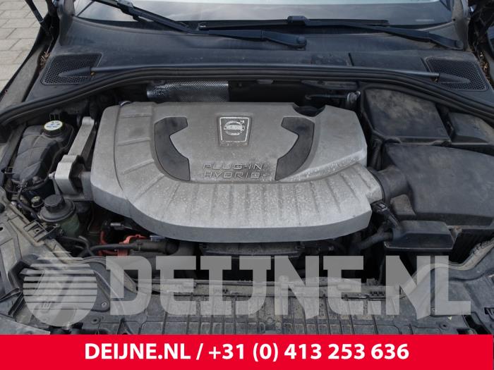 Gebruikte Motor Volvo V60 I (FW/GW) 2.4 D6 20V Plug-in Hybrid AWD Prijs € 2.750,00 Margeregeling aangeboden door van Deijne Onderdelen Uden B.V.