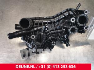 Volvo XC40 Thermostaathuis O227005 foto 3