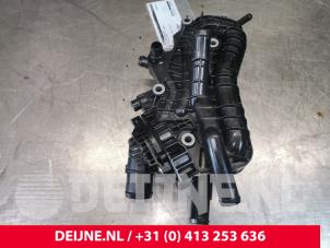 Volvo XC40 Thermostaathuis O227005 foto 4