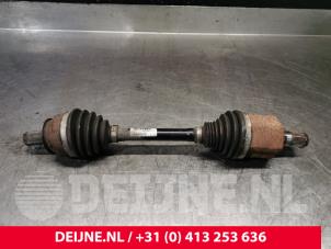 Gebruikte Cardanas links-voor (VWA) Volvo V70 (BW) 2.0 D4 16V Prijs € 100,00 Margeregeling aangeboden door van Deijne Onderdelen Uden B.V.