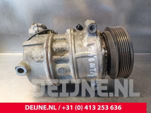 Volvo V70 Air conditioning pump O227018 photo 2