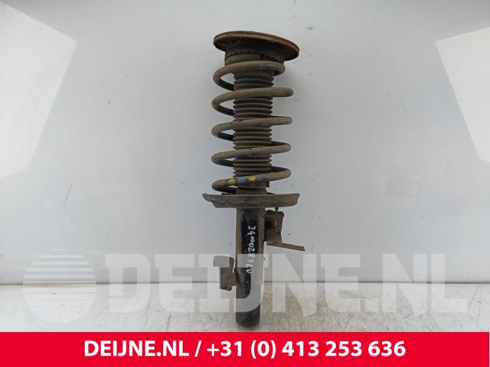 Volvo V70 Schokdemperpoot links-voor O227052