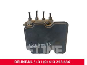 Peugeot Expert ABS pump O227315 photo 3