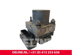 Peugeot Expert ABS pump O227315 photo 2