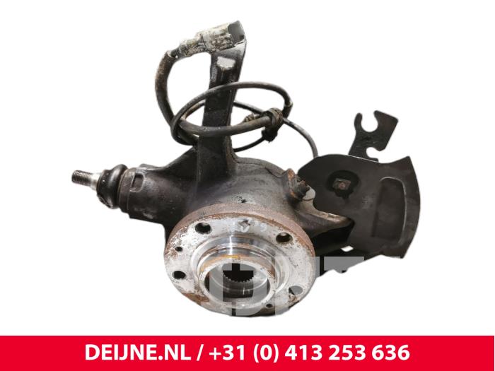 Peugeot Expert Fusee rechts-voor O227335