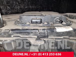 Opel Movano Adblue tank O227375 foto 3
