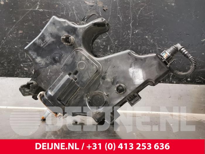 Peugeot Expert Additatief tank O227382