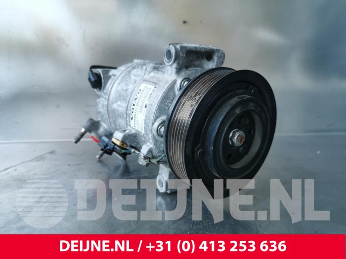 Gebruikte Aircopomp Volvo S90 II 2.0 D4 16V Prijs € 150,00 Margeregeling aangeboden door van Deijne Onderdelen Uden B.V.