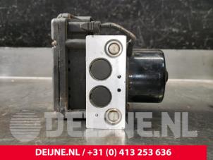 Volvo C70 ABS pump O227497 photo 3