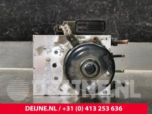 Gebruikte ABS Pomp Volvo C70 (NK) 2.3 T5 20V Prijs € 100,00 Margeregeling aangeboden door van Deijne Onderdelen Uden B.V.