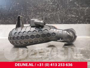 Volvo XC90 Intercooler Buis O227507 foto 2