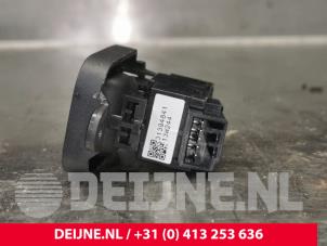 Volvo V60 Electric window switch O227579 photo 3