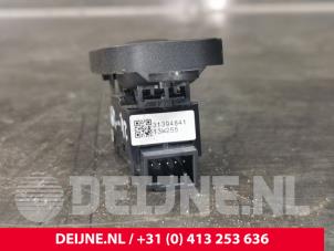 Volvo V60 Electric window switch O227580 photo 3