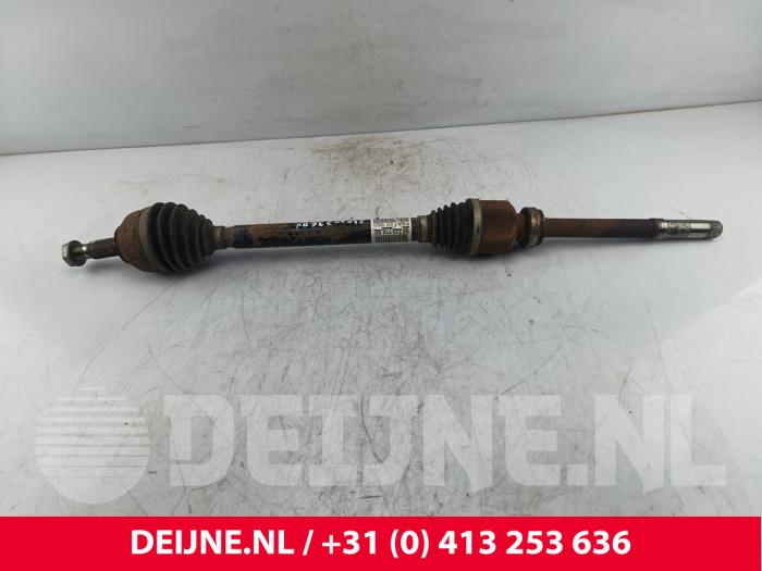 Opel Vivaro Antriebswelle rechts vorne O227622