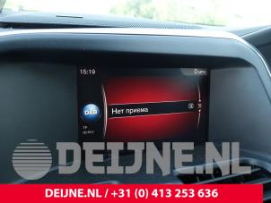 Gebruikte Display Interieur Volvo XC60 I (DZ) 2.0 T5 16V Prijs op aanvraag aangeboden door van Deijne Onderdelen Uden B.V.