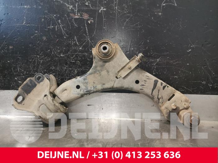 Volvo XC70 Draagarm onder rechts-voor O227795