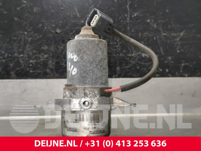 Gebruikte Vacuumpomp Rembekrachtiging Volvo V50 (MW) 2.5 T5 20V AWD Prijs € 125,00 Margeregeling aangeboden door van Deijne Onderdelen Uden B.V.