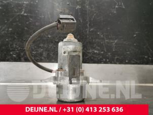 Volvo V50 Vakuumpumpe Bremskraftverstärker O227810 foto 2