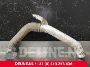 Gebruikte Intercooler Buis Volvo V40 Cross Country (MZ) 2.0 D2 16V Prijs € 40,00 Margeregeling aangeboden door van Deijne Onderdelen Uden B.V.