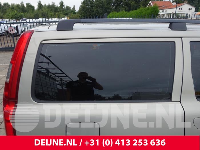 Volvo V70 Zusätzliches Fenster 4-türig rechts hinten O227848