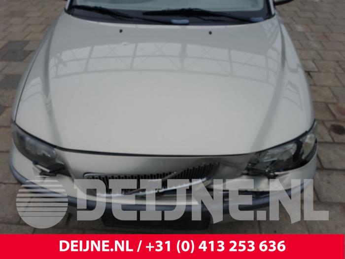 Volvo V70 Motorhaube O227855