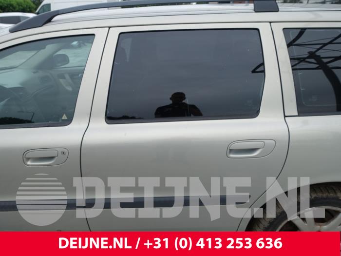 Volvo V70 Tür 4-türig links hinten O227856