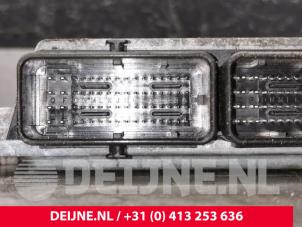 Renault Master Computer Motormanagement O227904 foto 3