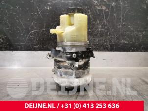 Renault Master Power steering pump O228017 photo 3