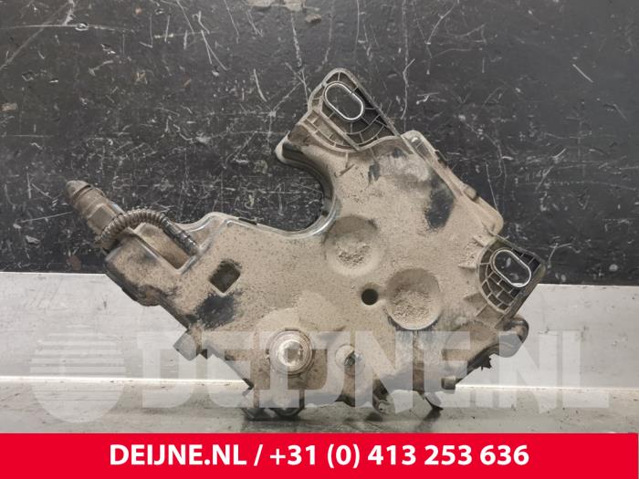 Opel Vivaro Additivtank O228036