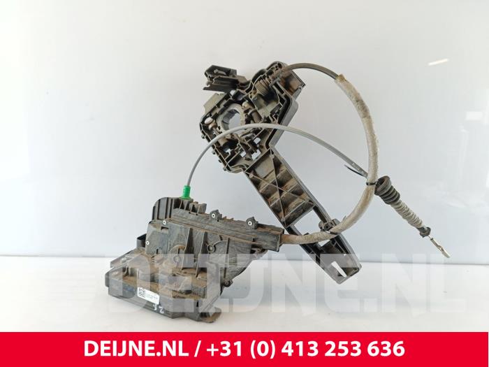 Mercedes Vito Türschlossmechanik 2-türig rechts O228212