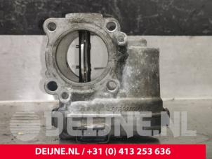 Volvo S60 Throttle body O228227 photo 2