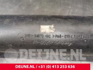 Volvo V50 Intercooler tube O228234 photo 3