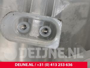 Volkswagen Caddy Ausgleichsbehälter O228247 foto 3