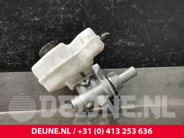 Volkswagen Caddy Hauptbremszylinder O228248