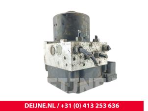 Volkswagen Transporter ABS Pomp O228251 foto 2