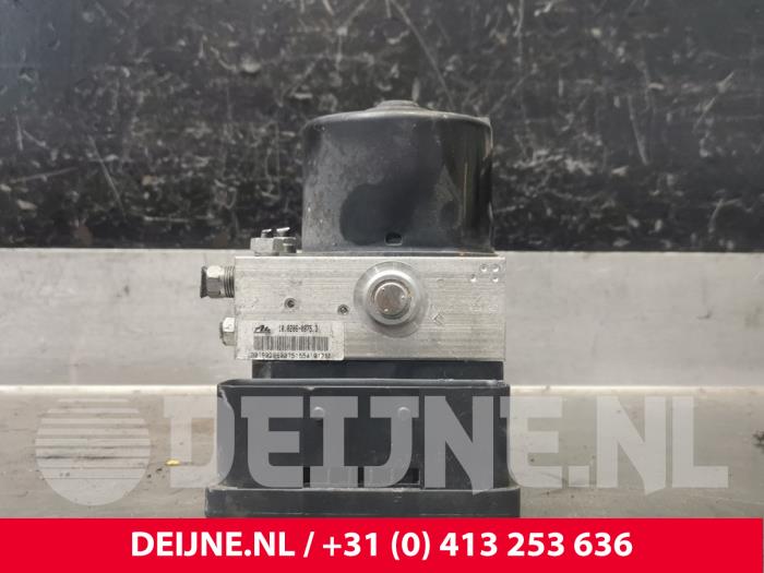 Volvo S40 ABS pump O228303