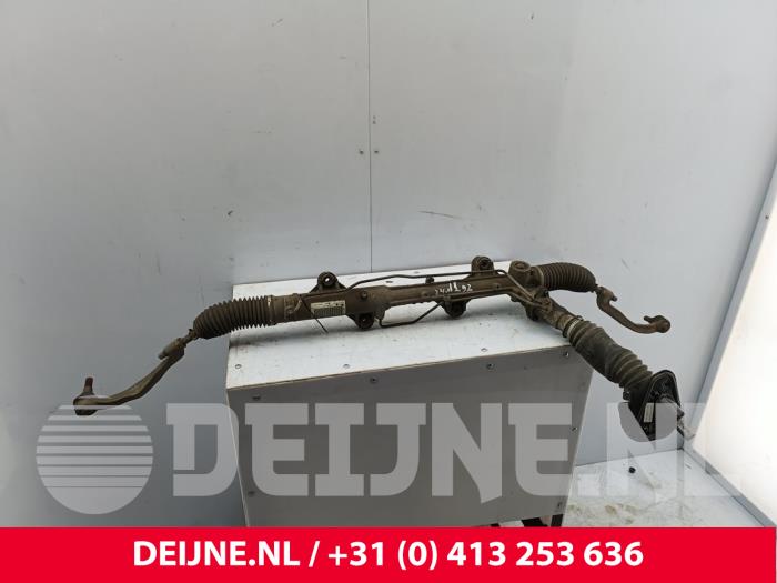 Volkswagen Transporter Power steering box O228291