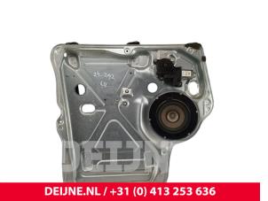 Volkswagen Transporter Window mechanism 2-door, front left O228304 photo 2